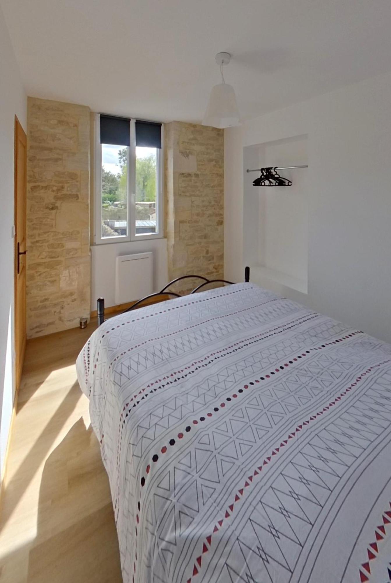Logement Cosy Parking Prive Situe Au Coeur Du Village Reviers Екстериор снимка