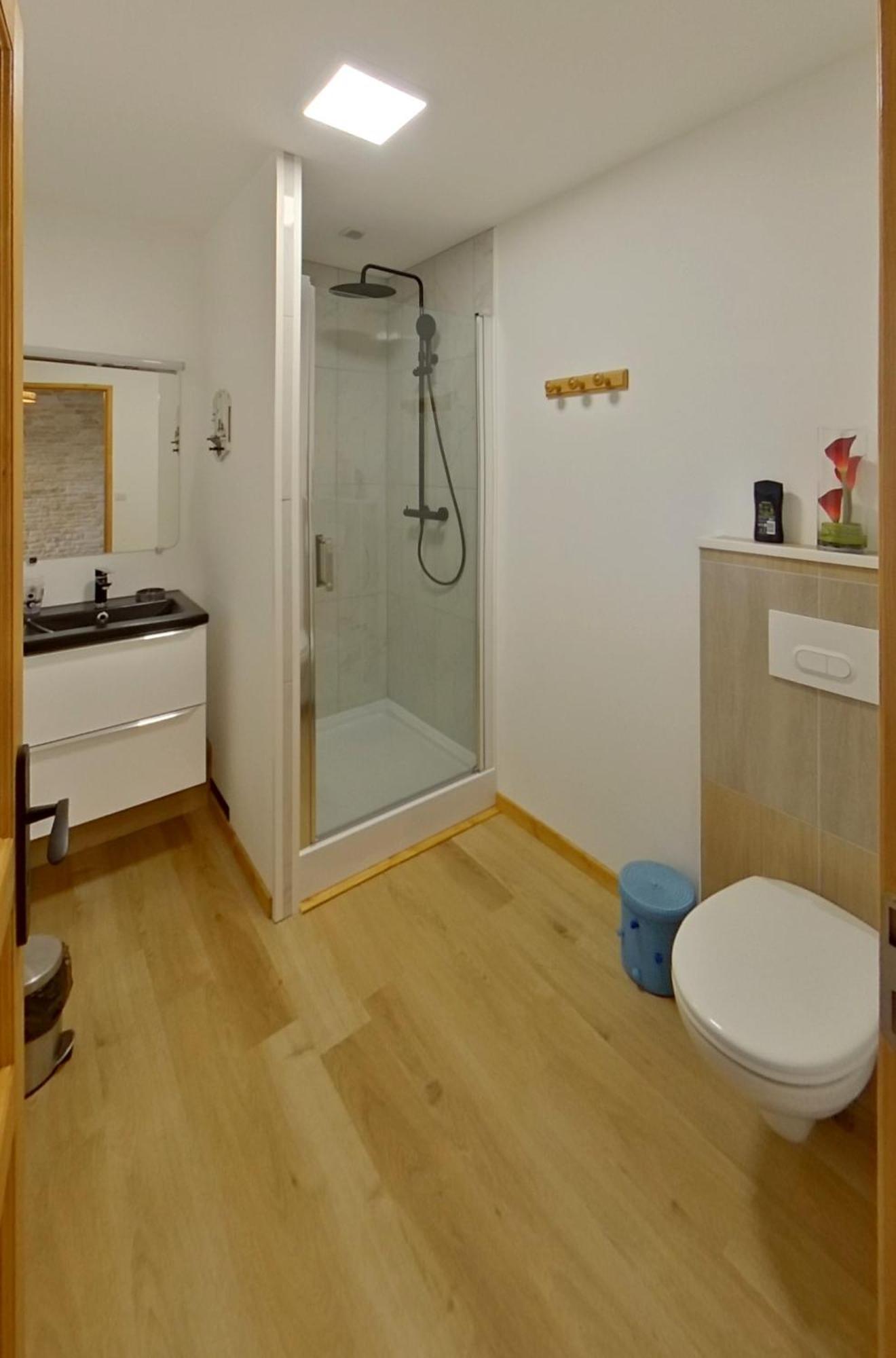 Logement Cosy Parking Prive Situe Au Coeur Du Village Reviers Екстериор снимка